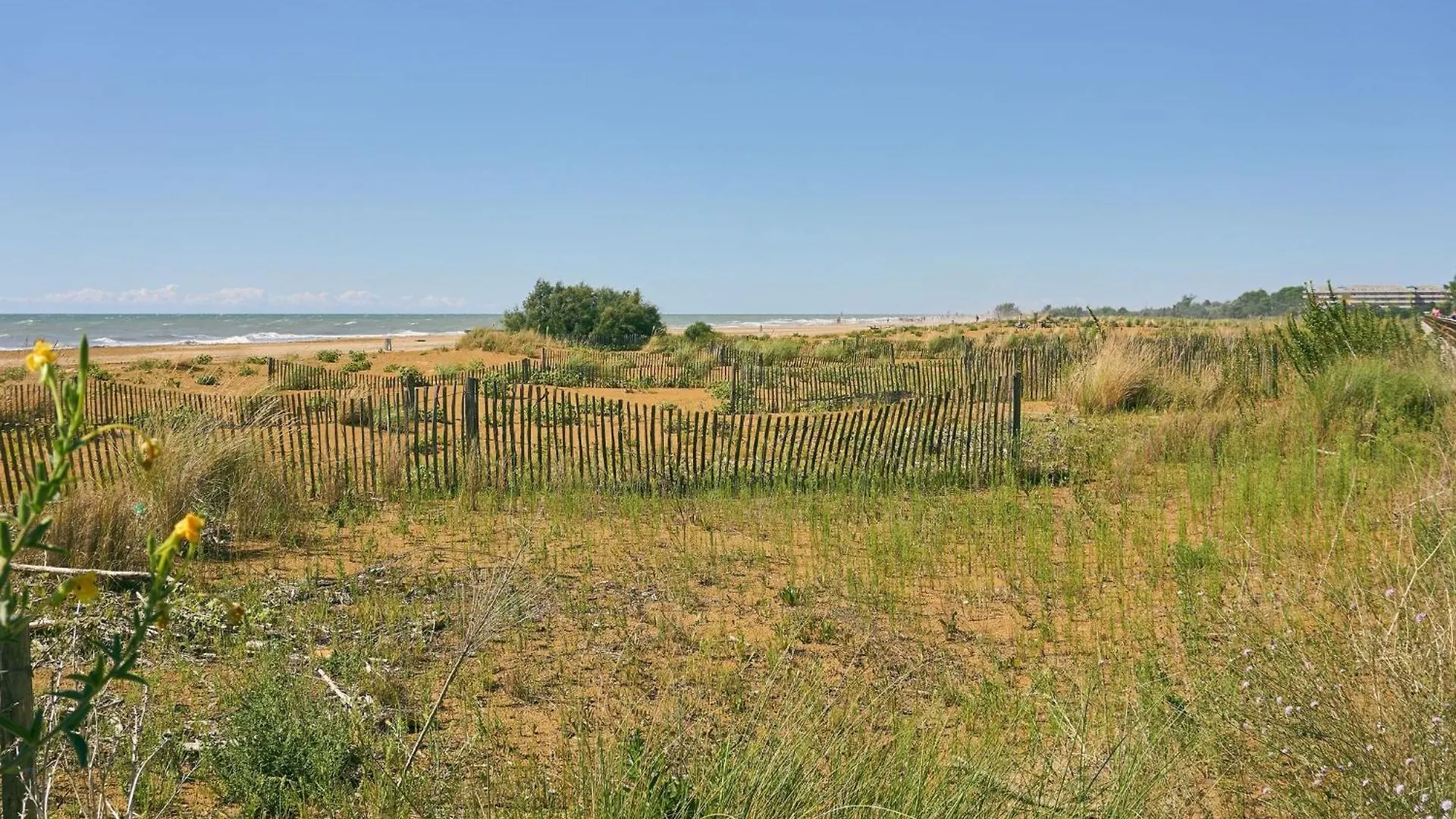 Apartment Inviting Calm And Bright Flat Near The Beach Bibione Italy