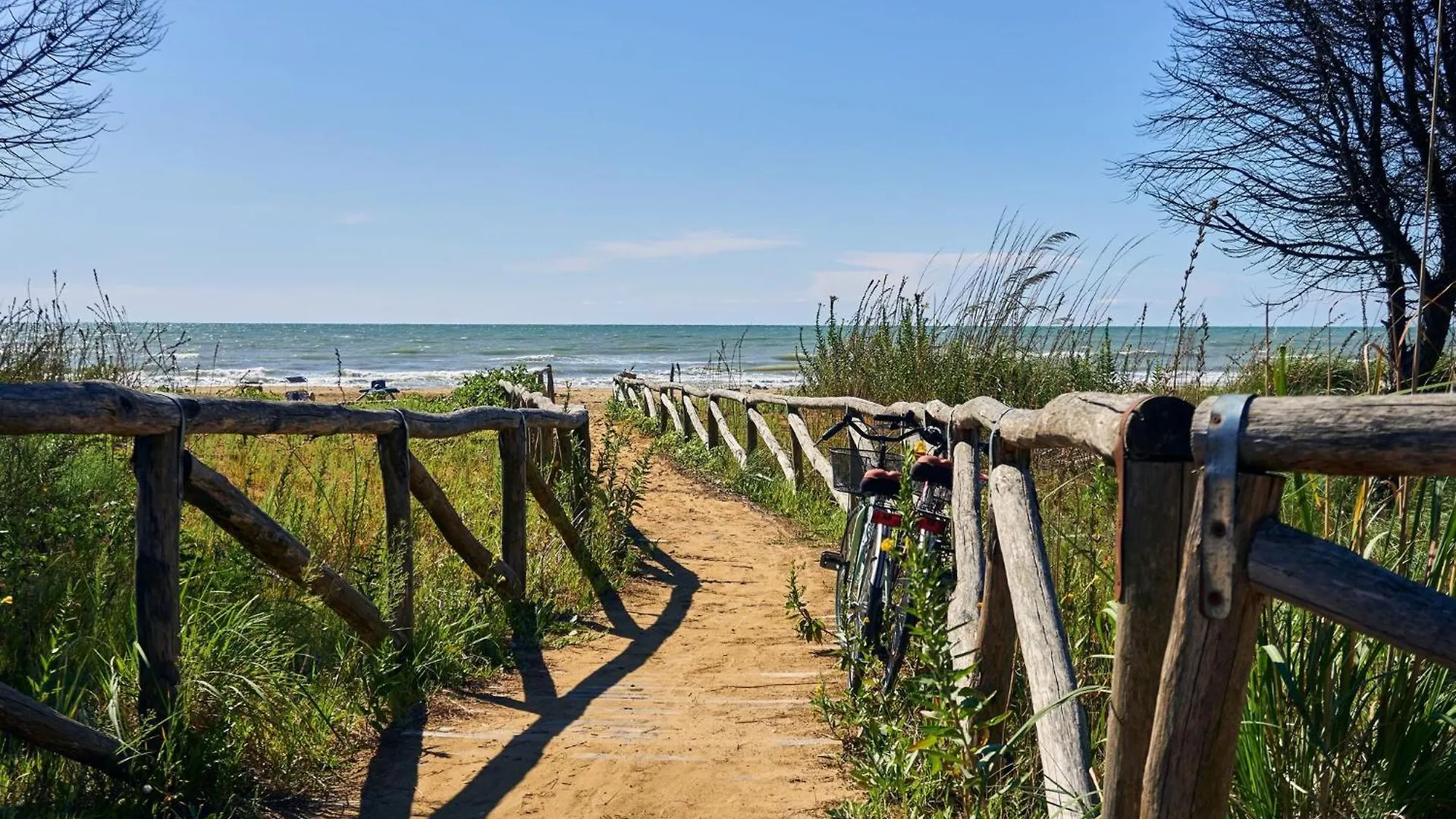 Inviting Calm And Bright Flat Near The Beach Bibione