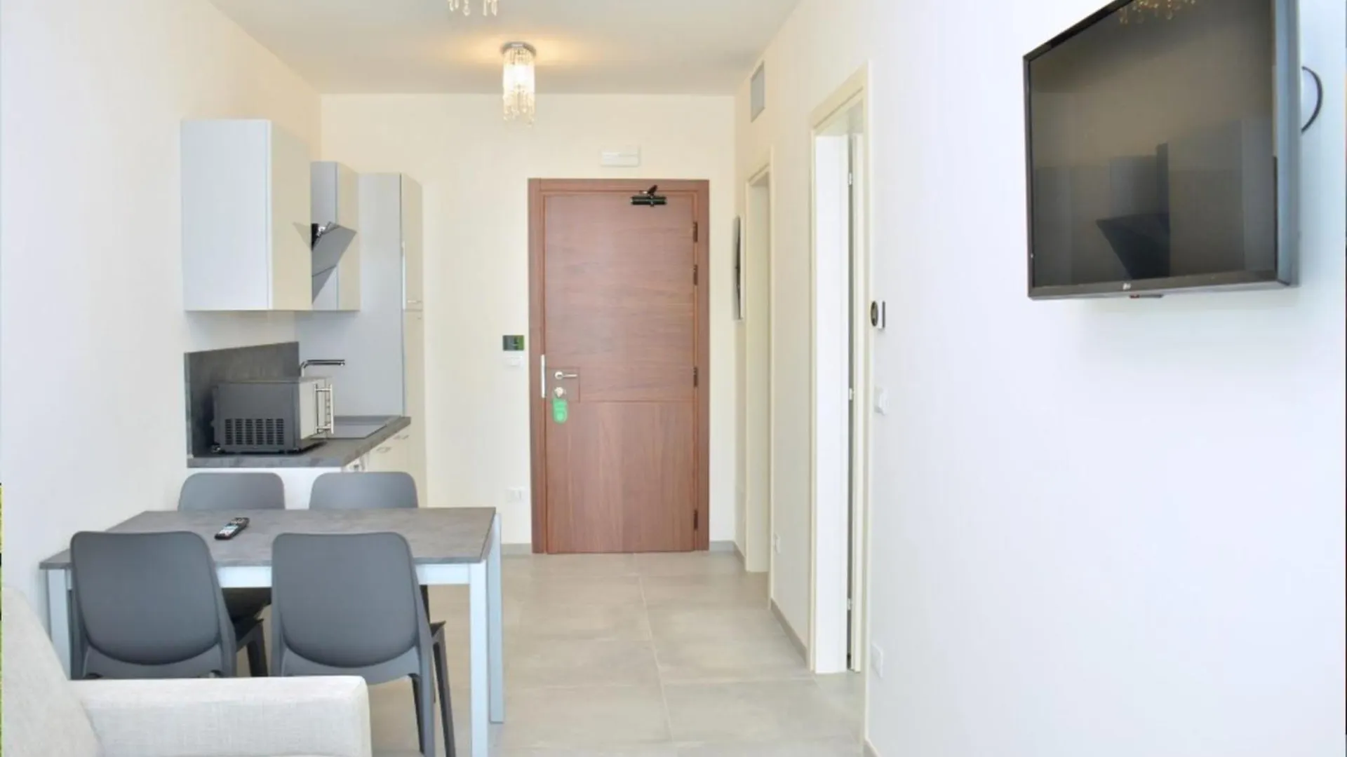 Inviting Calm And Bright Flat Near The Beach Bibione 0*,