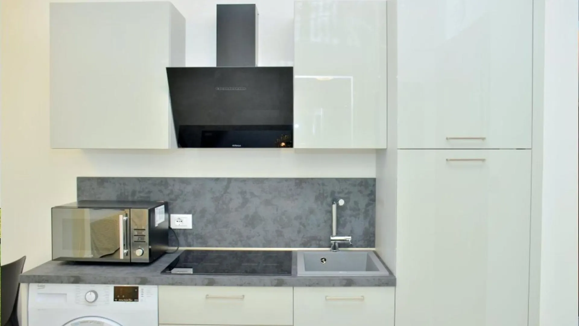 Inviting Calm And Bright Flat Near The Beach Bibione 0*,  Italy